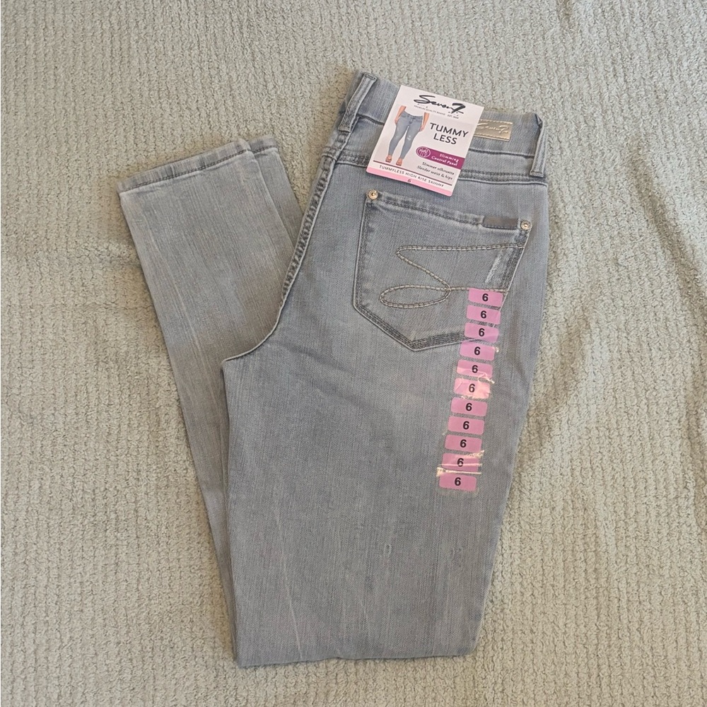 Silver Jeans Women's Straight Leg Light Blue Jeans